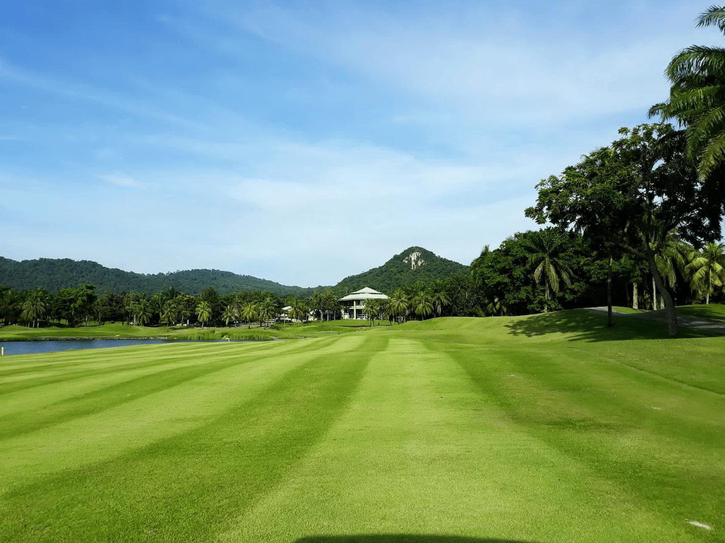 KHAO KHEOW COUNTRY CLUB