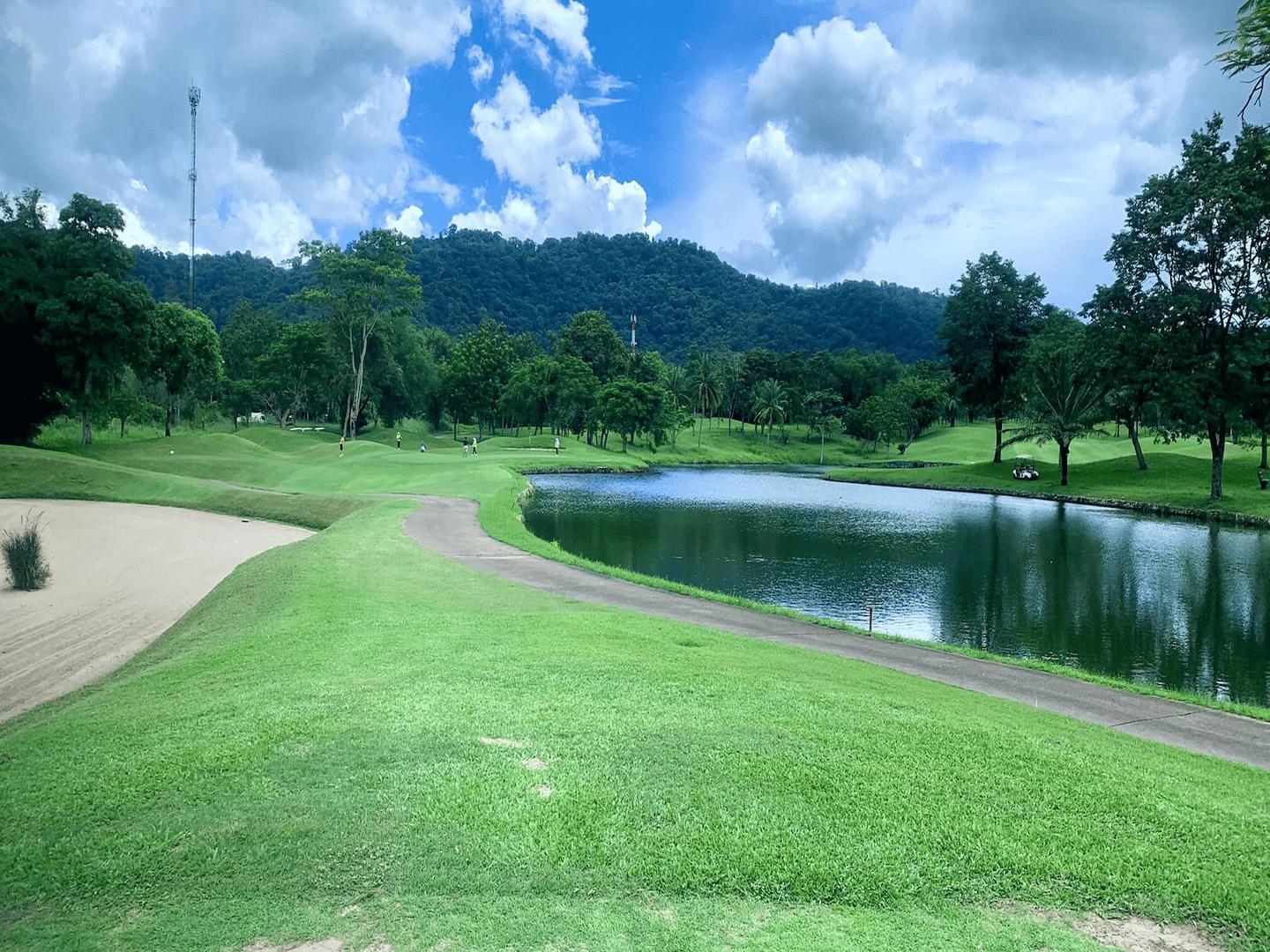 KHAO KHEOW COUNTRY CLUB